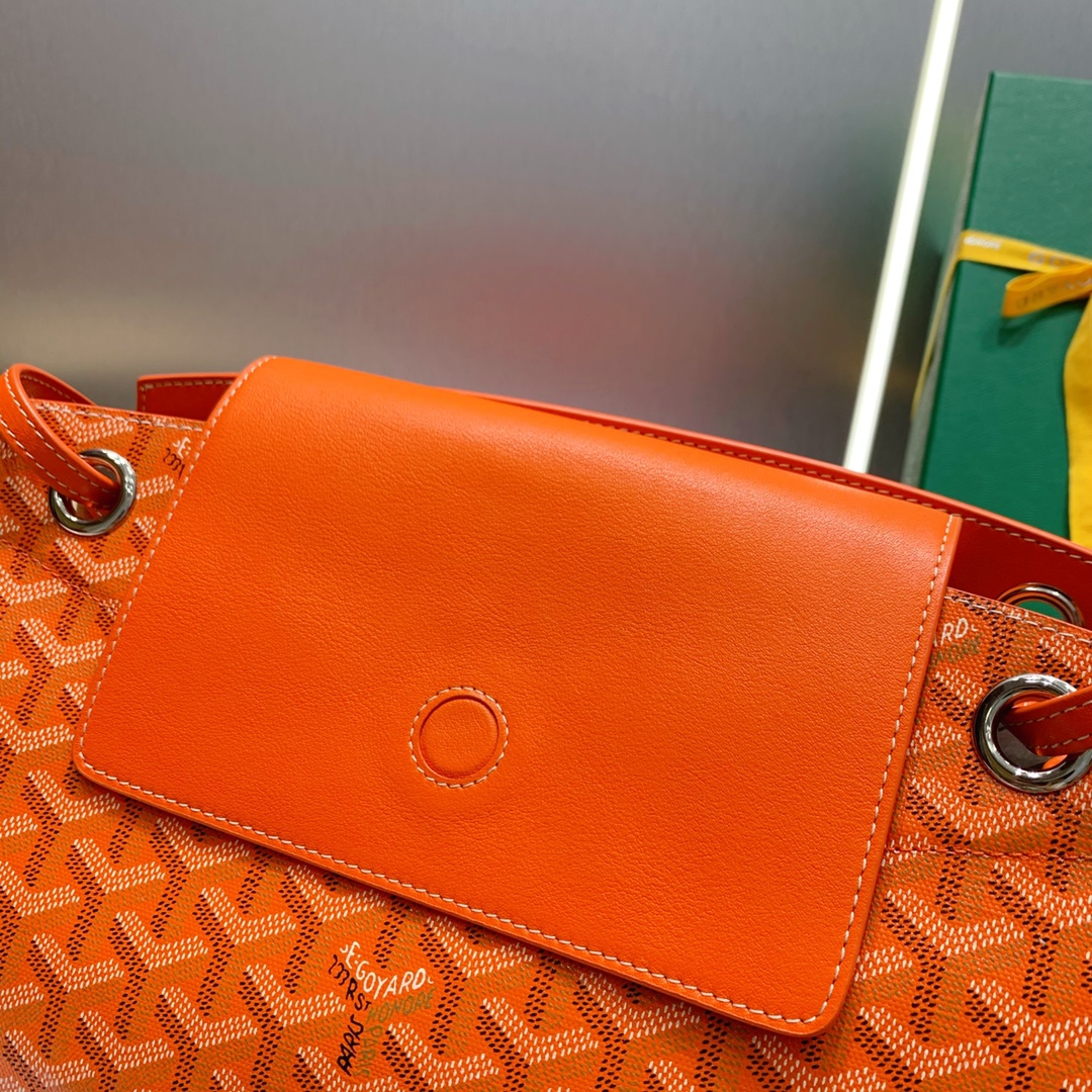 Rouette Souple Shoulder Bag In Orange